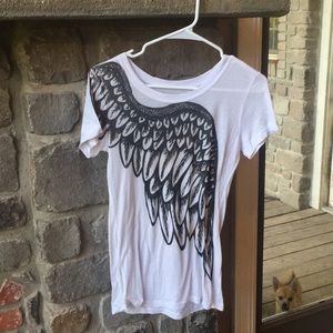 Wing t-shirt